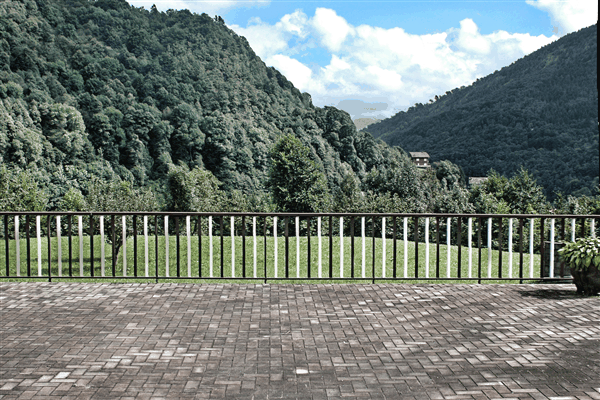 lenticolare 3d_24frame veduta da un terrazzo di montagna